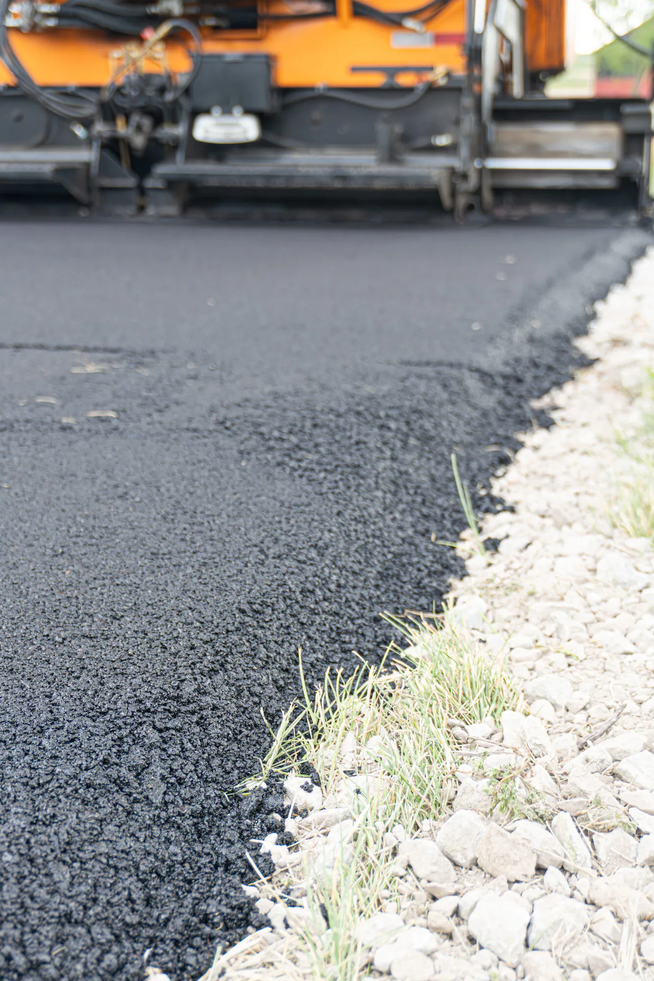 Benefits of Choosing Asphalt Over Concrete